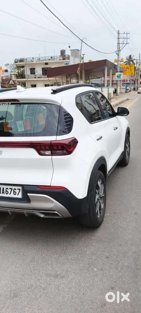 Kia Sonet Htx Automatic Diesel 2022 December 1st Owner