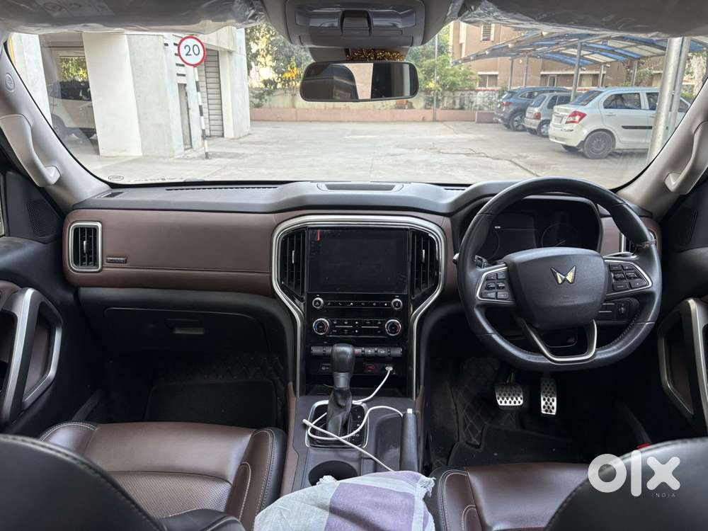 Mahindra Scorpio N Z8 Petrol At 7 Str, 2023, Petrol