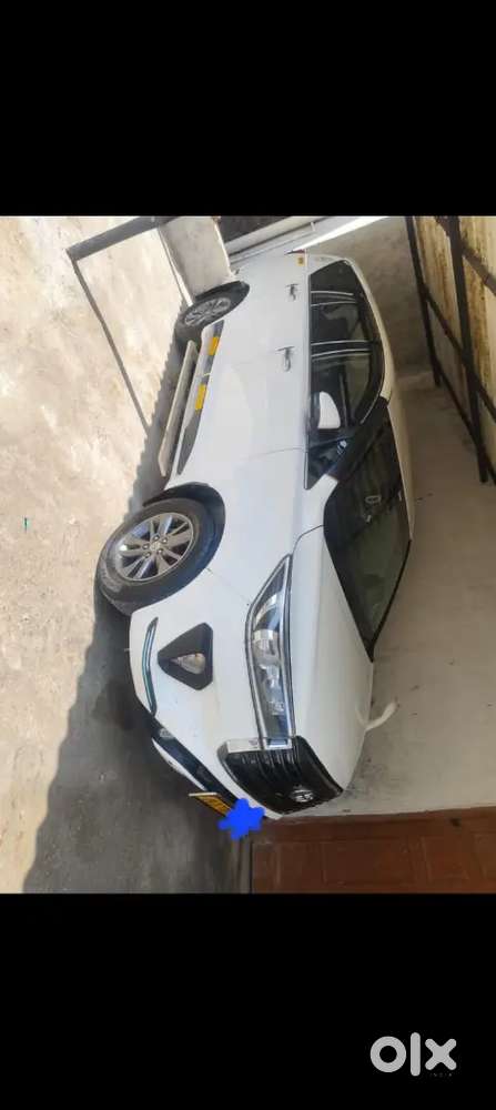 Toyota Innova Crysta 2017