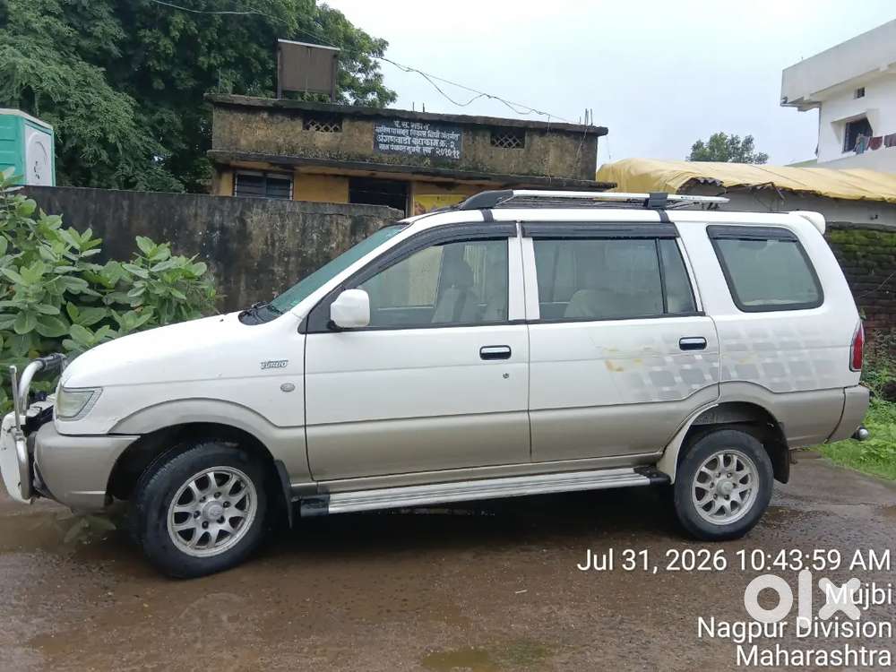 Chevrolet Tavera Neo 2013