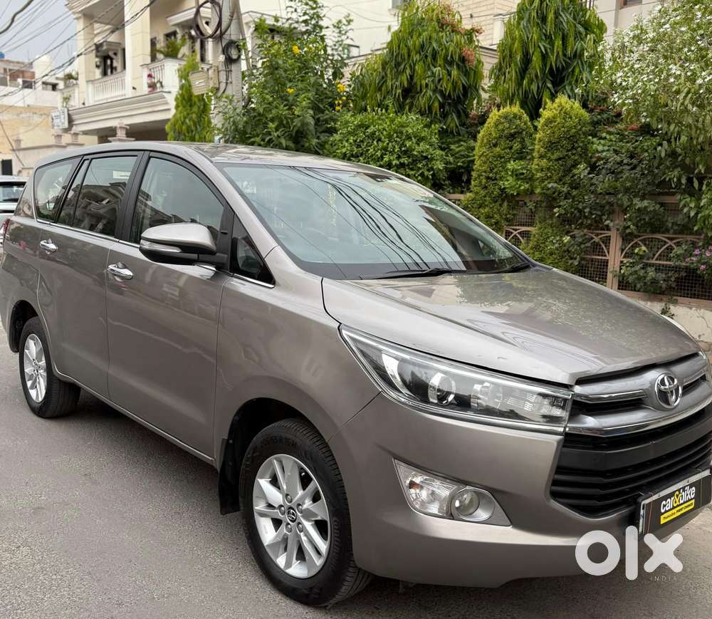 Toyota Innova Crysta 2.4 V 8 Str, 2017, Diesel