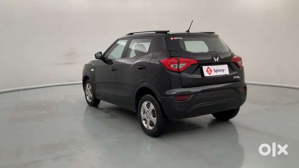 Mahindra Xuv300 W6, 2023, Petrol