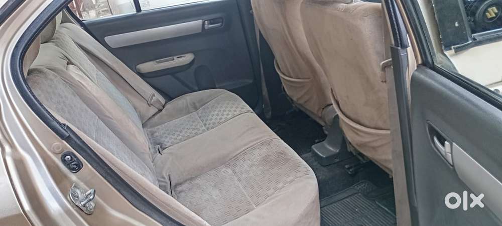 Maruti Suzuki Swift Dzire Zxi, 2009, Petrol