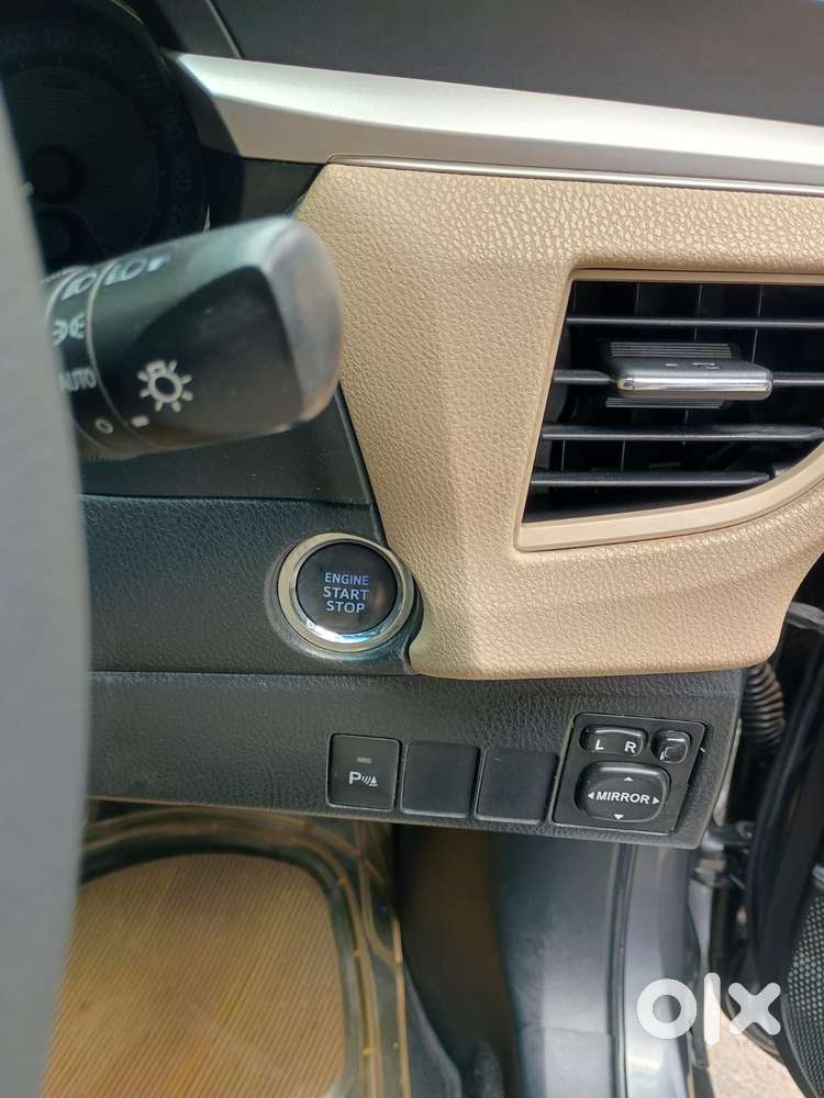 Toyota Corolla Altis Vl At, 2016, Petrol
