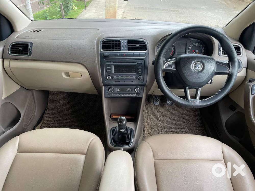Skoda Rapid 1.5 Tdi Ambition Plus, 2015, Diesel