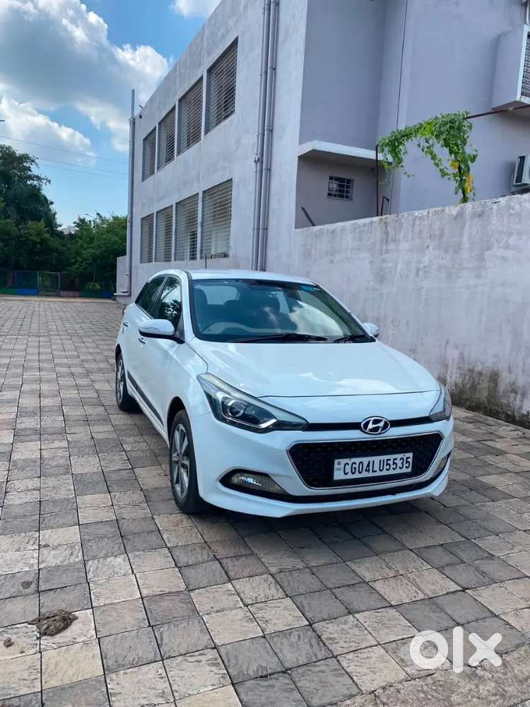 Hyundai New I20 With Free Warranty Service