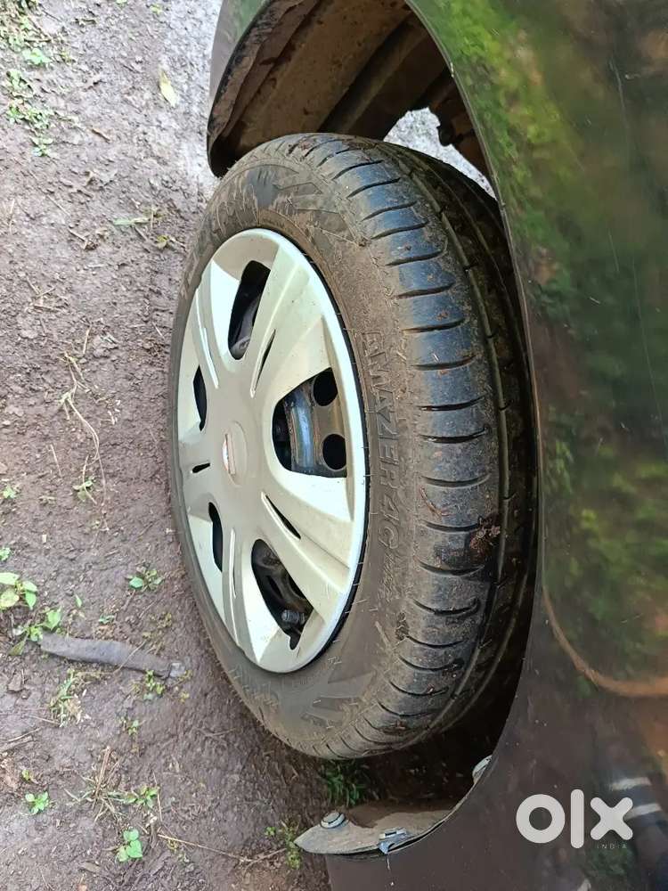 Average - 32/36. 
Power Windows.
Good Condition