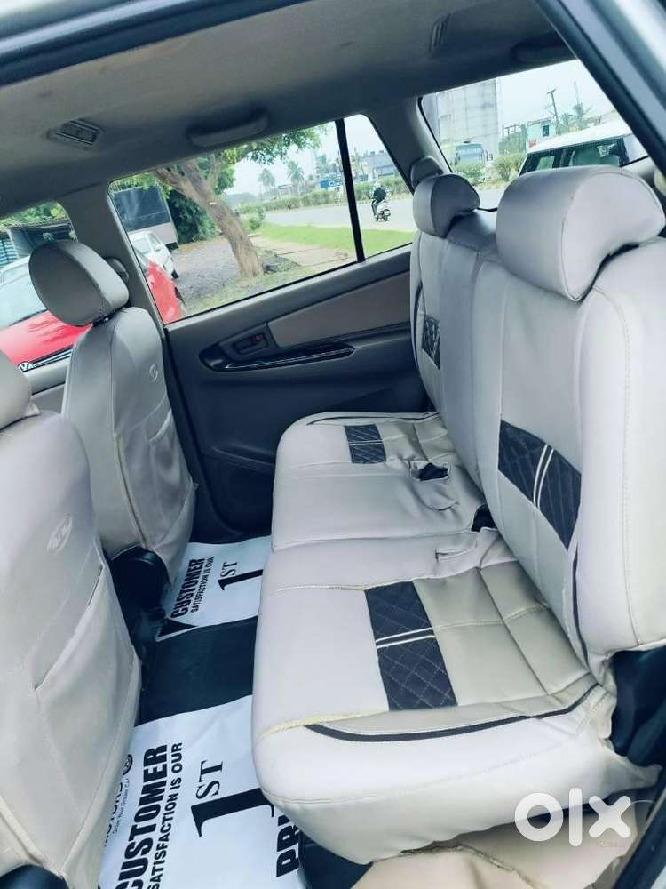 Toyota Innova 2.5 G (diesel) 8 Seater, 2016, Diesel