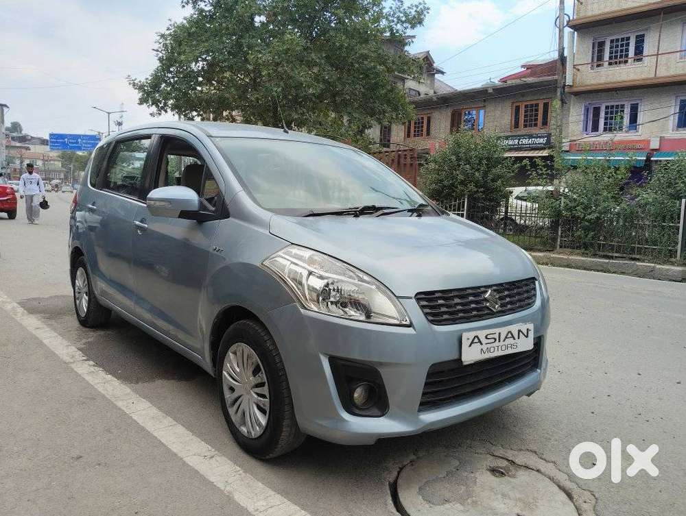Maruti Suzuki Ertiga Lxi, 2012, Petrol
