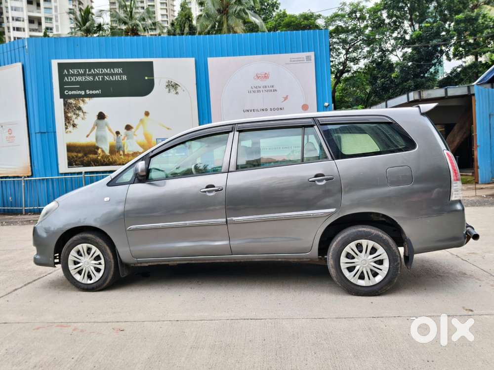 Toyota Innova 2004-2011 2.5 G4 Diesel 8-seater, 2010, Diesel