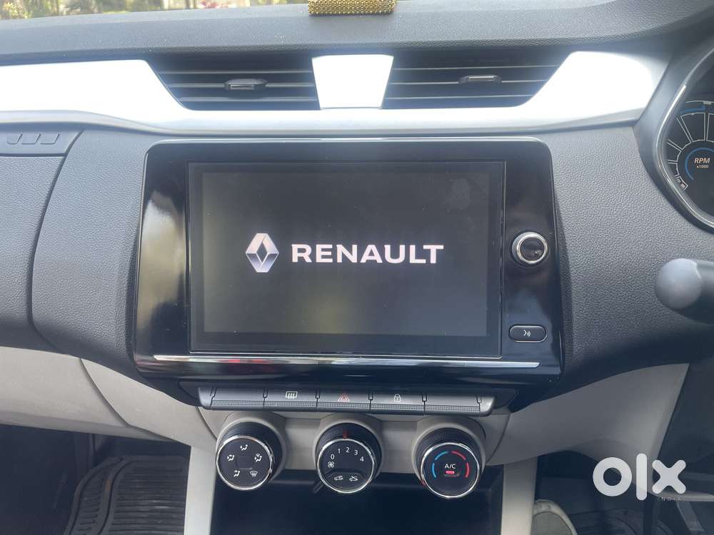 Renault Triber Rxz, 2021, Petrol