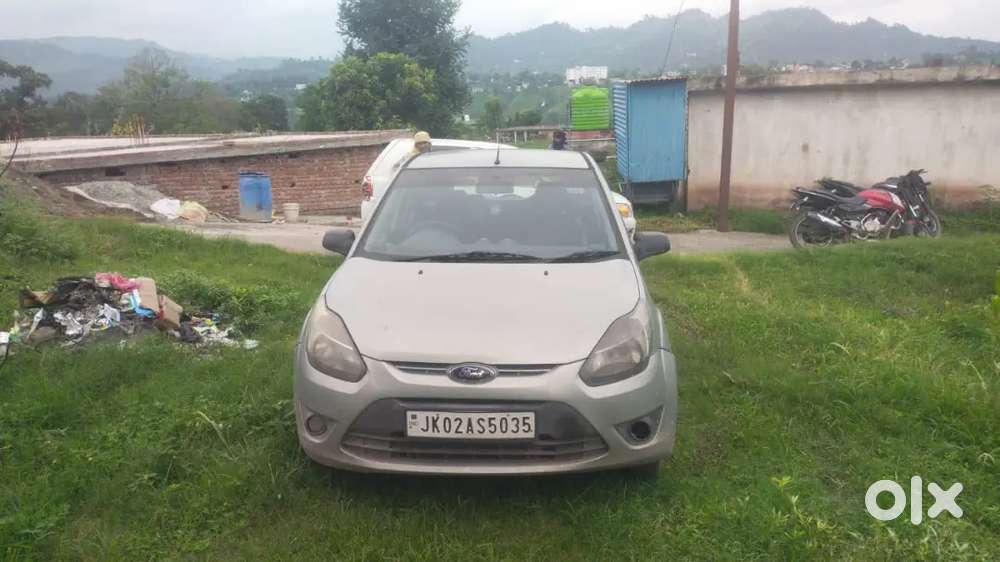 Ford Figo 2012 Petrol Celebration
