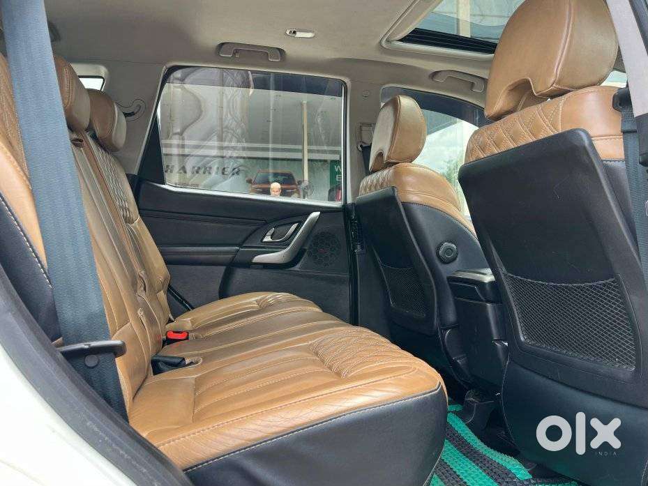 Mahindra Xuv500 W11 At, 2022, Diesel