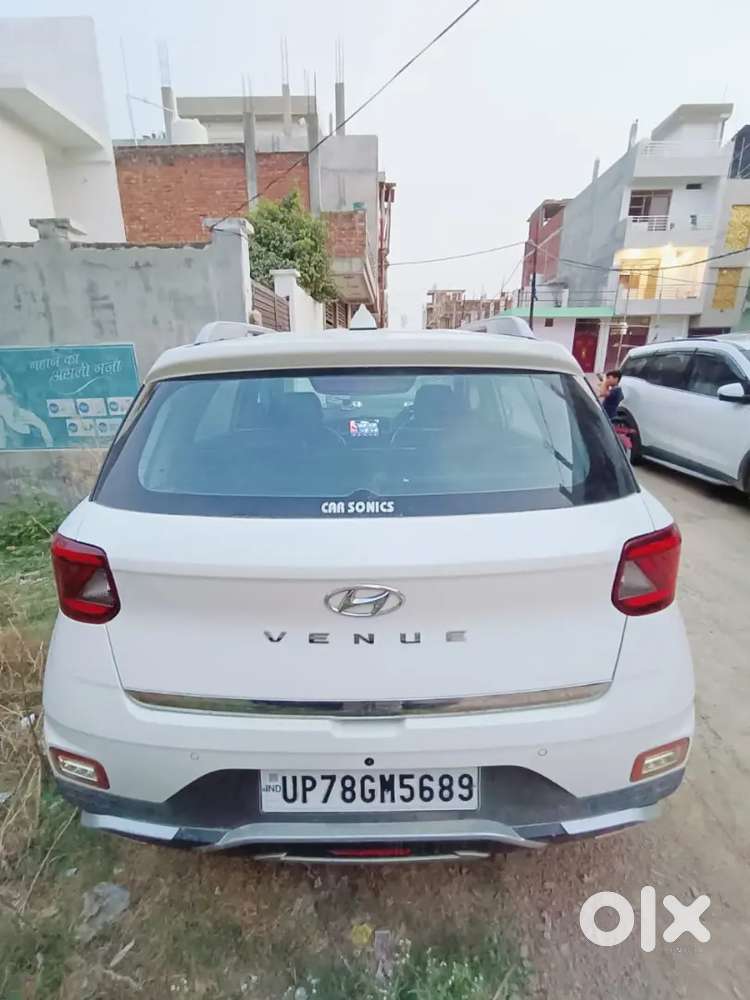 Hyundai Venue Mt Petrol 2021 Variant