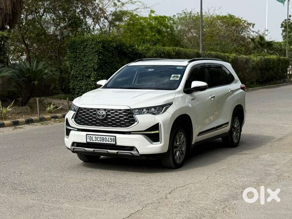 Toyota Innova Hycross 2.0 Zx Hybrid 7 Str, 2024, Petrol