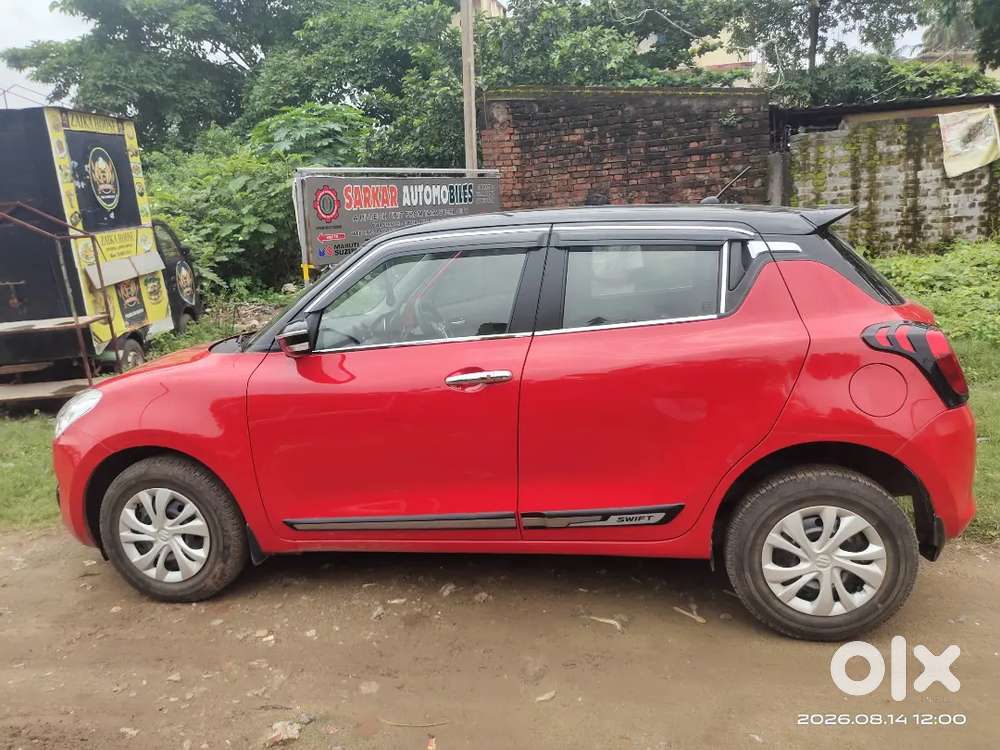 Maruti Suzuki Swift 2021 Dual Tone Black Red