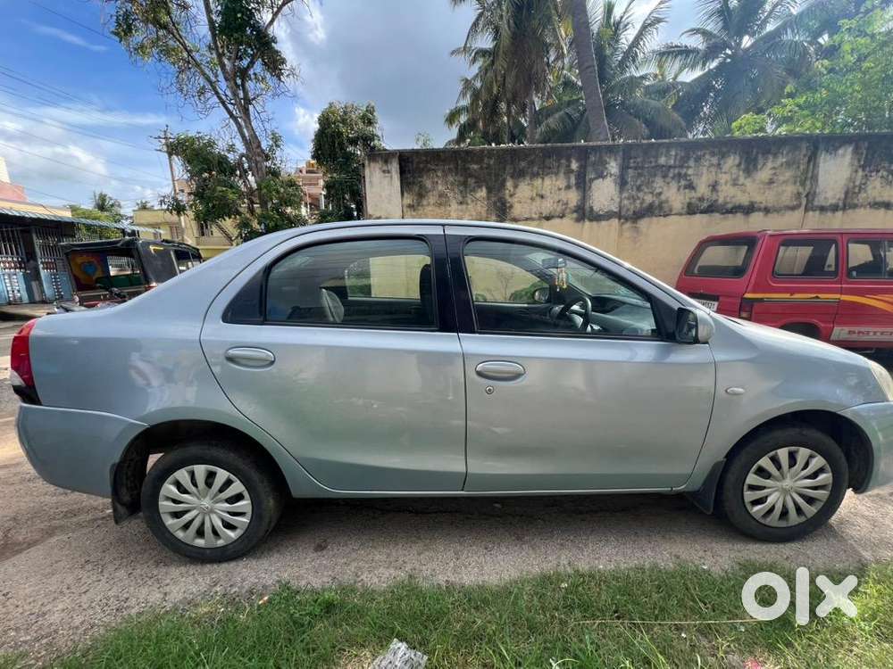 Toyota Etios G 2011 Petrol