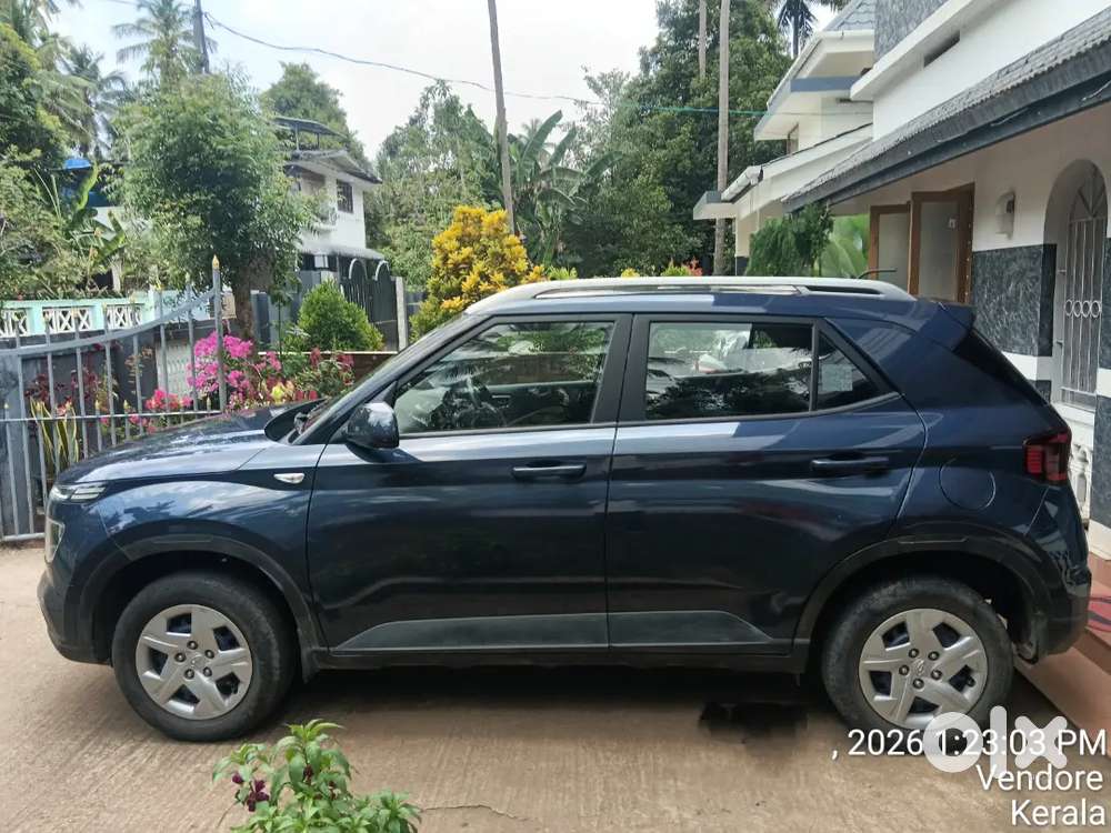 Hyundai Venue Mt Petrol 2021 Variant