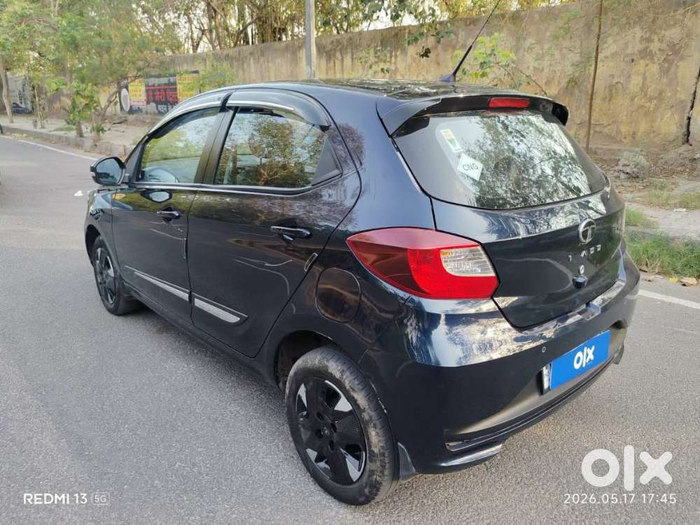 Tata Tiago 1.2 Revotron Xt Cng, 2025, Cng & Hybrids