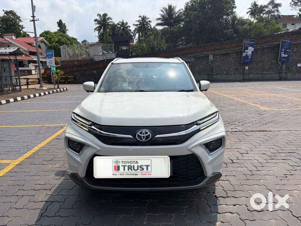 Toyota Urban Cruiser Hyryder 1.5 V Hybrid, 2022, Petrol