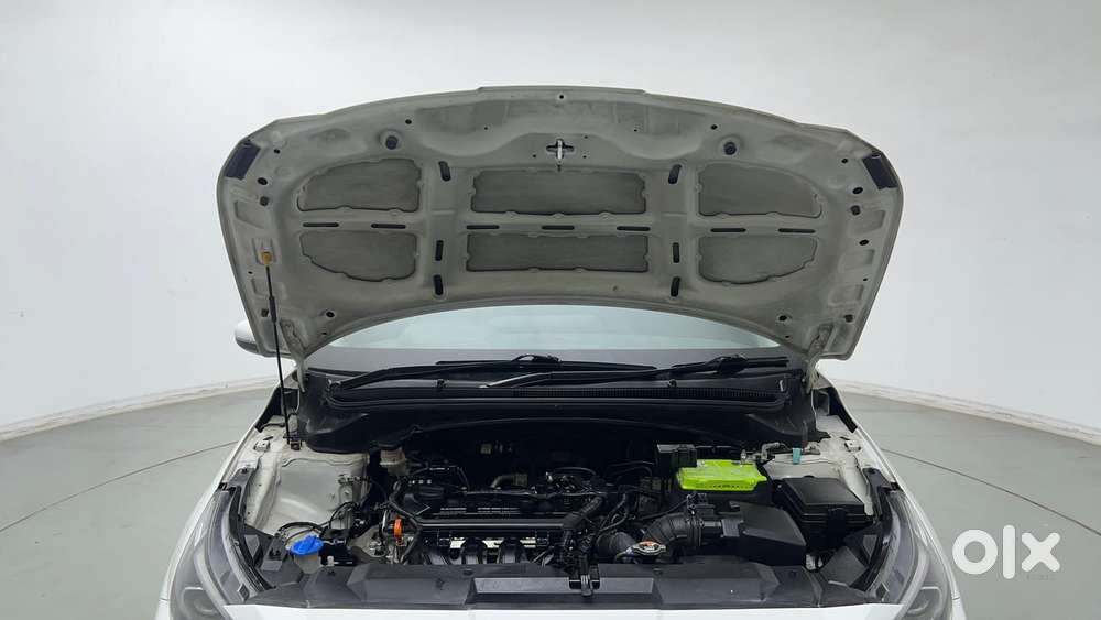 Hyundai I20 Asta (o) 1.2 Ivt, 2023, Petrol