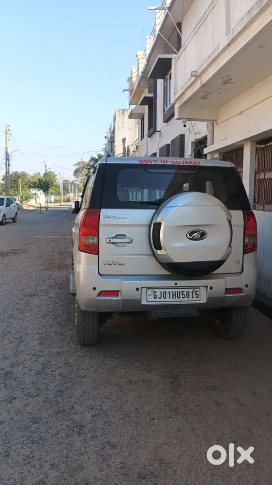 Mahindra Tuv 300 2018