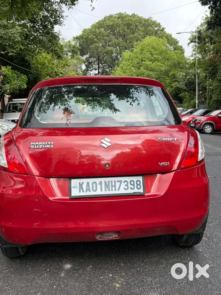 Maruti Suzuki Swift 2015 Diesel 86000 Km Driven