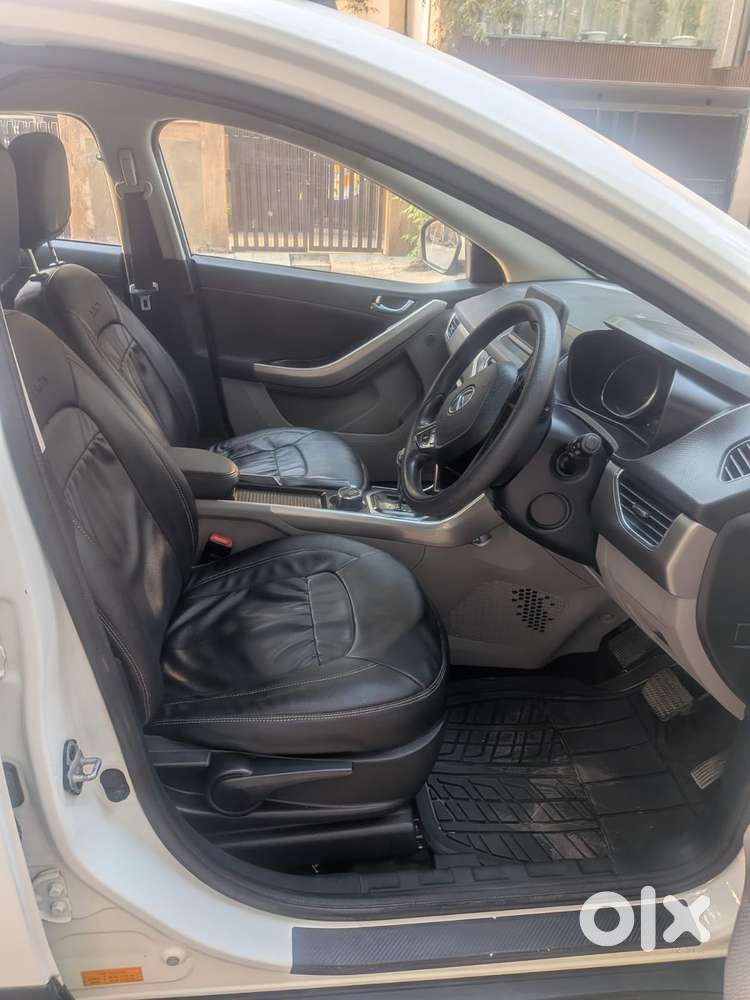 Tata Nexon 1.2 Revotron Xza Plus, 2019, Petrol