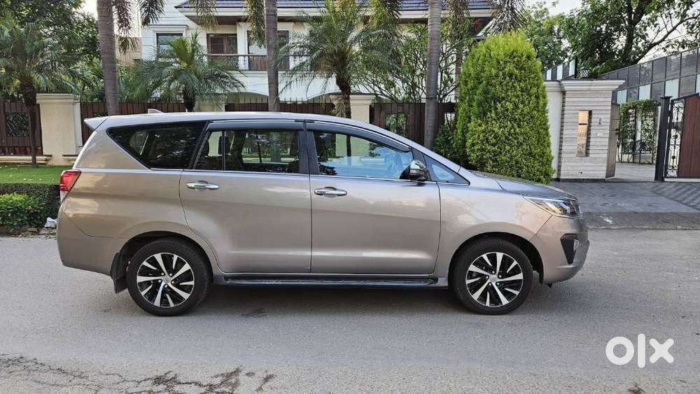 Toyota Innova Crysta [2020-ongoing] 2.4 Zx At 7 Str, 2022, Diesel