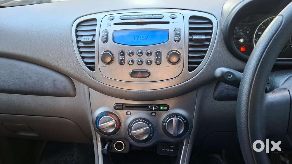 Hyundai I10 Sportz, 2015, Petrol