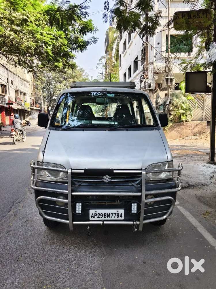 Maruti Suzuki Eeco 2011