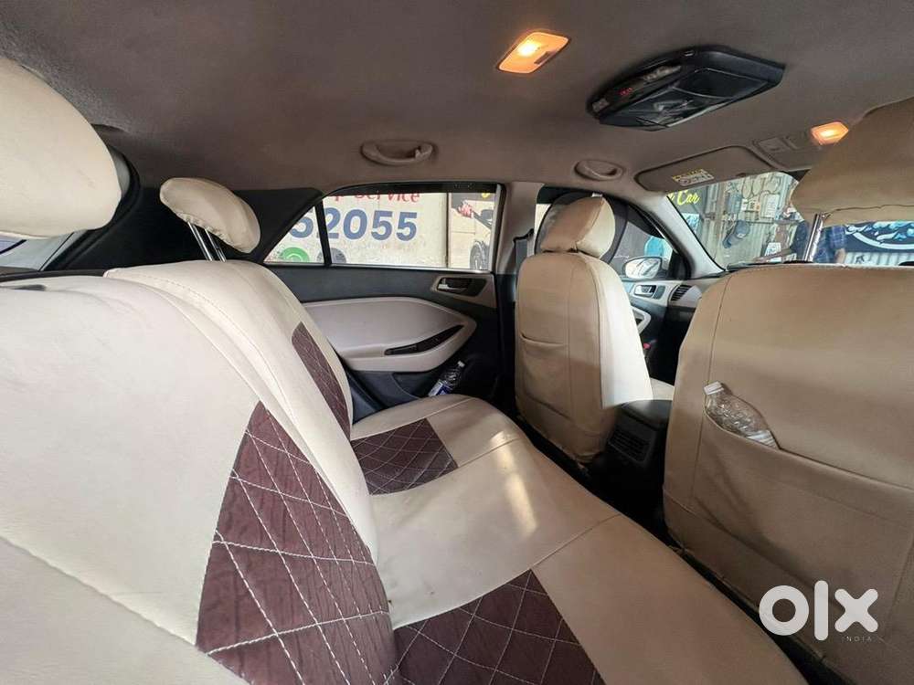 Hyundai I20  Petrol  Top Model  Well Maintained