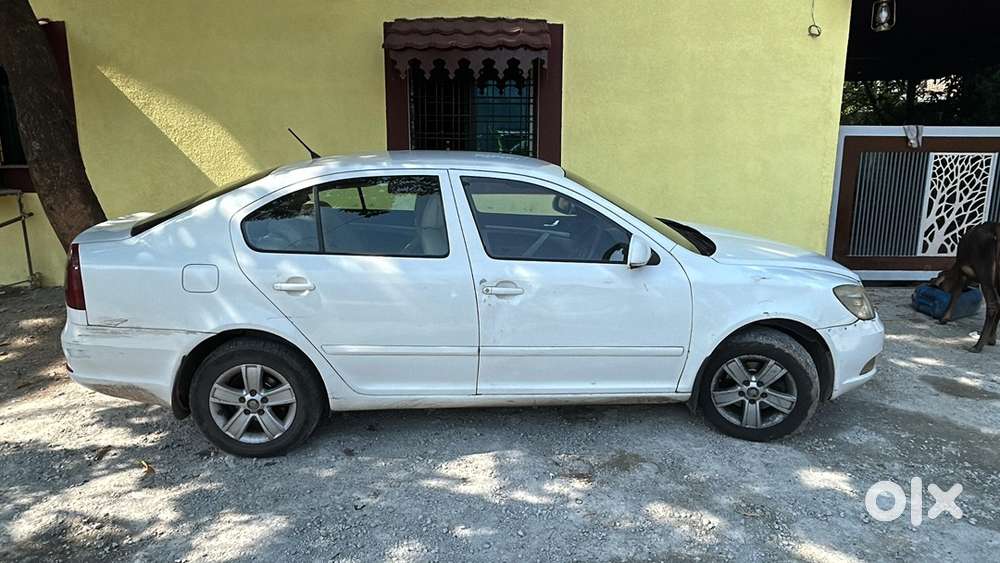Skoda Laura Elegance 2009