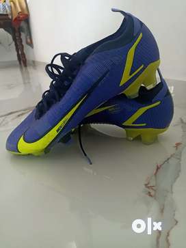 Soccer boots for sale olx store