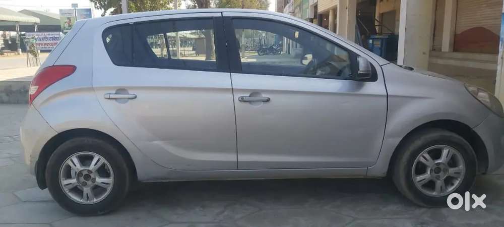 Hyundai I20 Sportz 2011