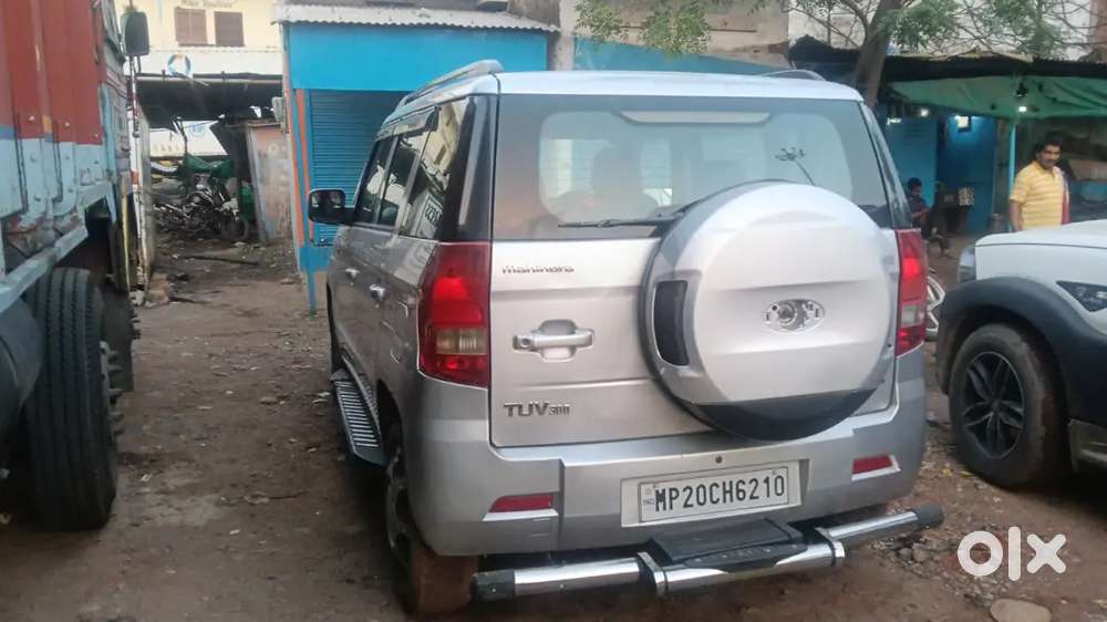 Mahindra Tuv 3000