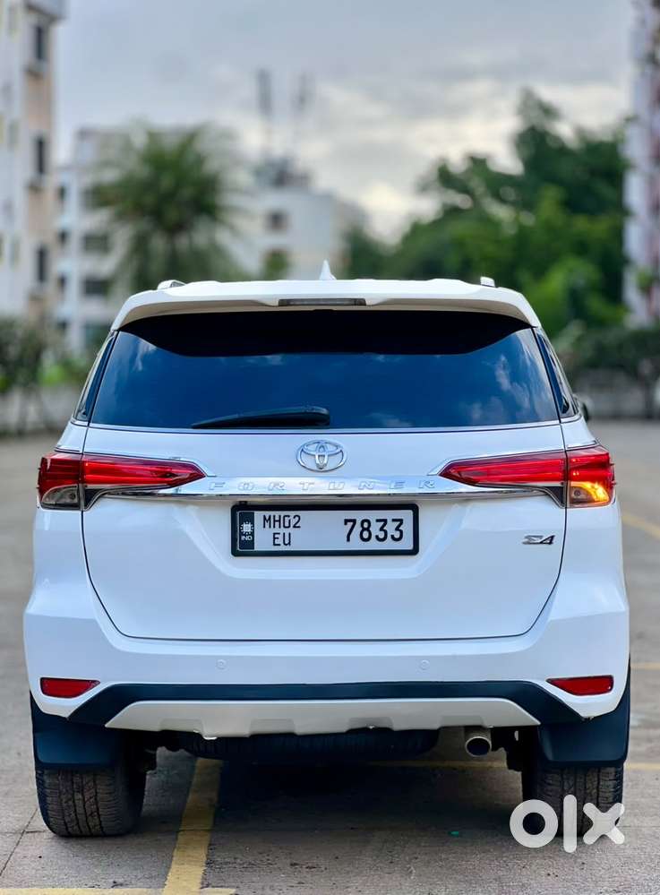 Toyota Fortuner 4x4 Manual Limited Edition, 2018, Diesel