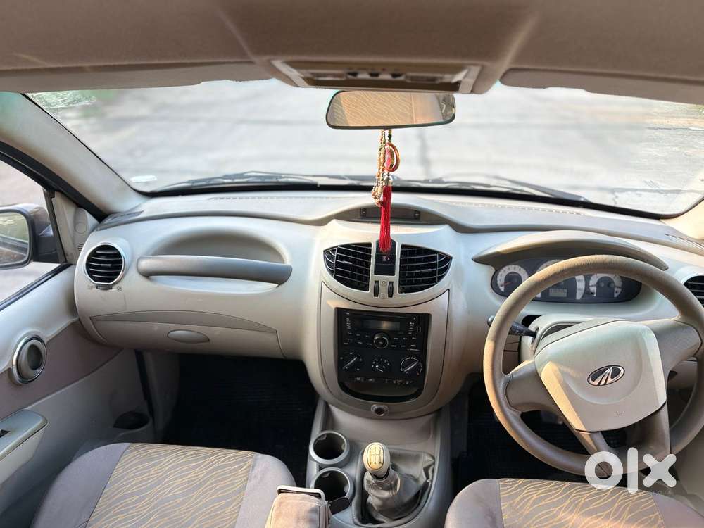 Mahindra Quanto C8, 2013, Diesel