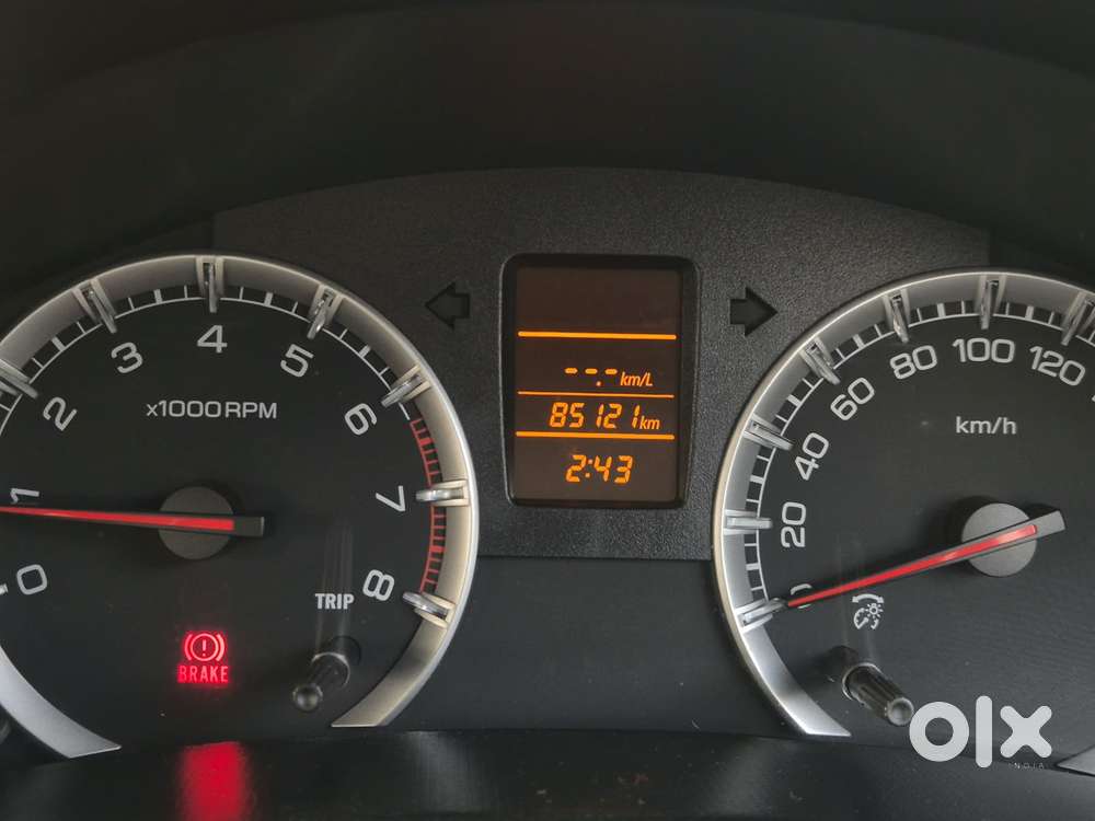 Maruti Suzuki Swift Dzire 1.3 Vxi, 2013, Petrol