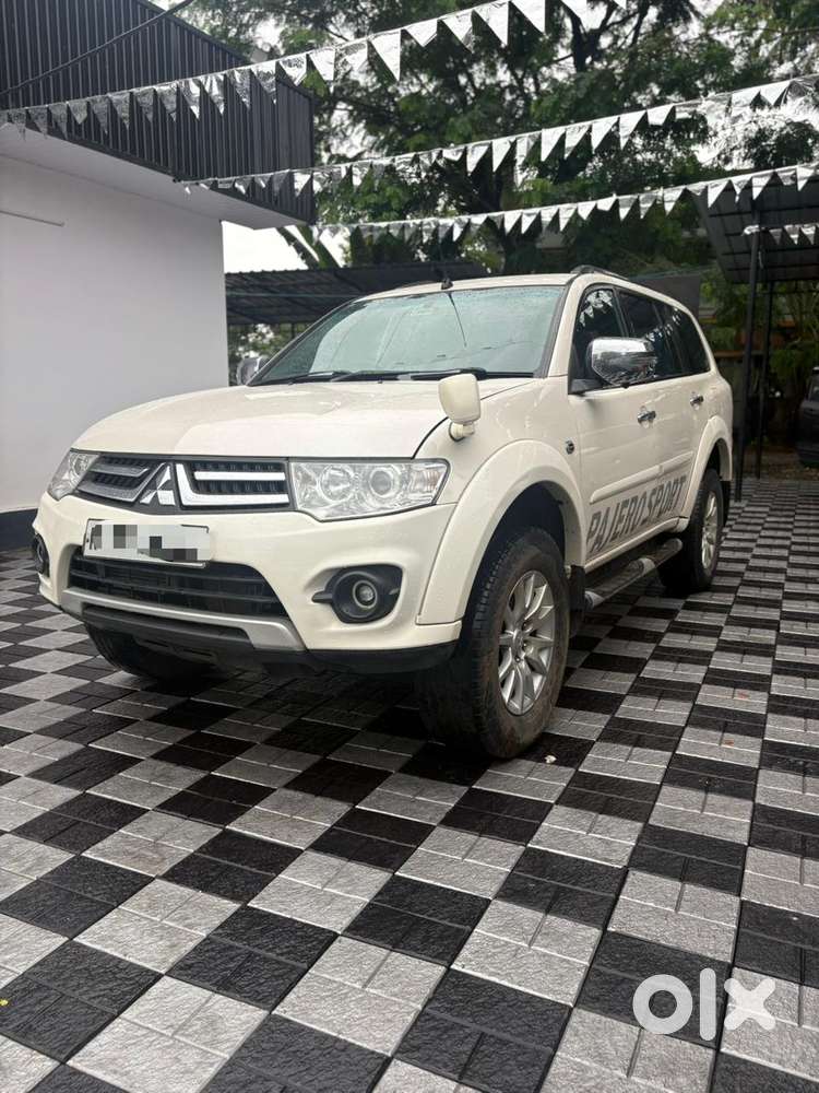 Mitsubishi Pajero Sport 2.5 Automatic, 2015, Diesel