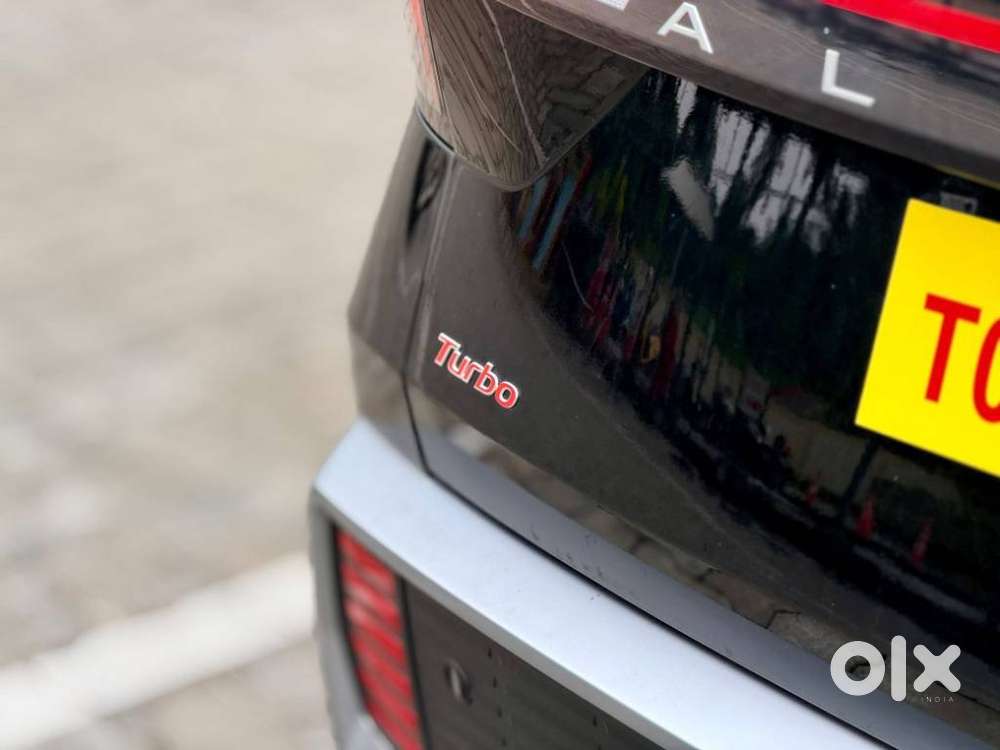 Hyundai Alcazar Signature 1.5 Petrol Dct 7str, 2024, Petrol
