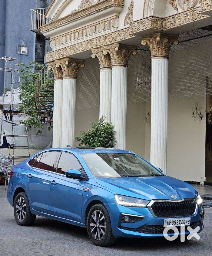 Skoda Slavia 1.0 Tsi Style At, 2023, Petrol
