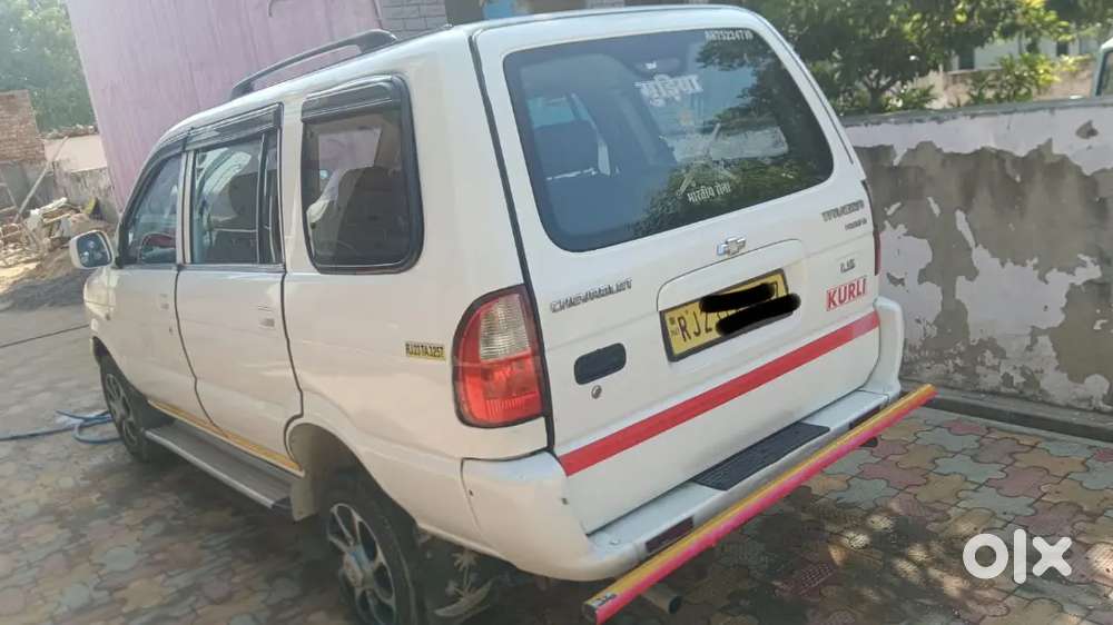 Chevrolet Tavera 2017