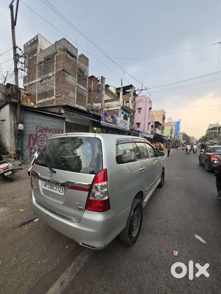 Toyota Innova 20008 Diesel 220000 Km Driven