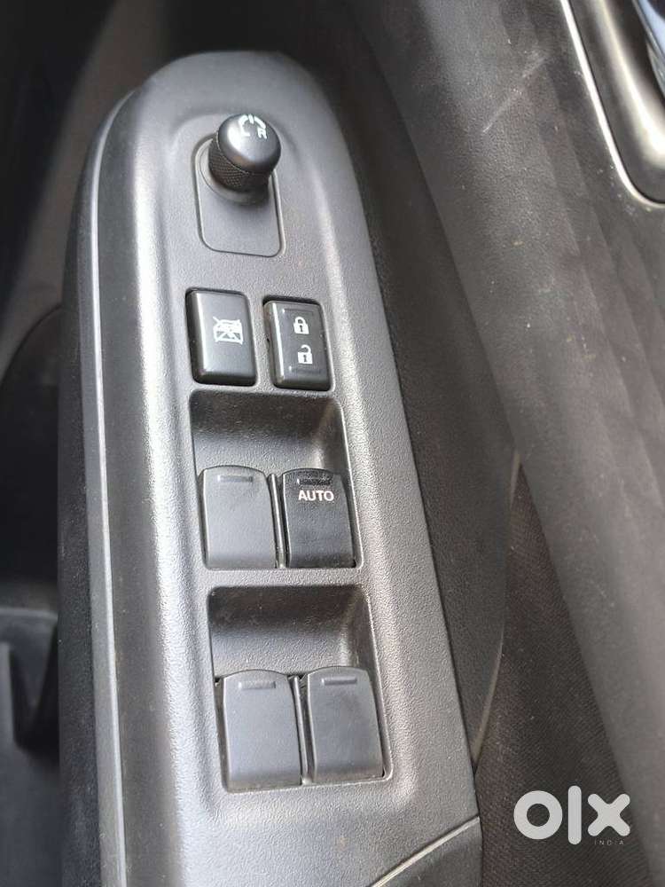 Maruti Suzuki Swift Vxi Ags, 2025, Petrol