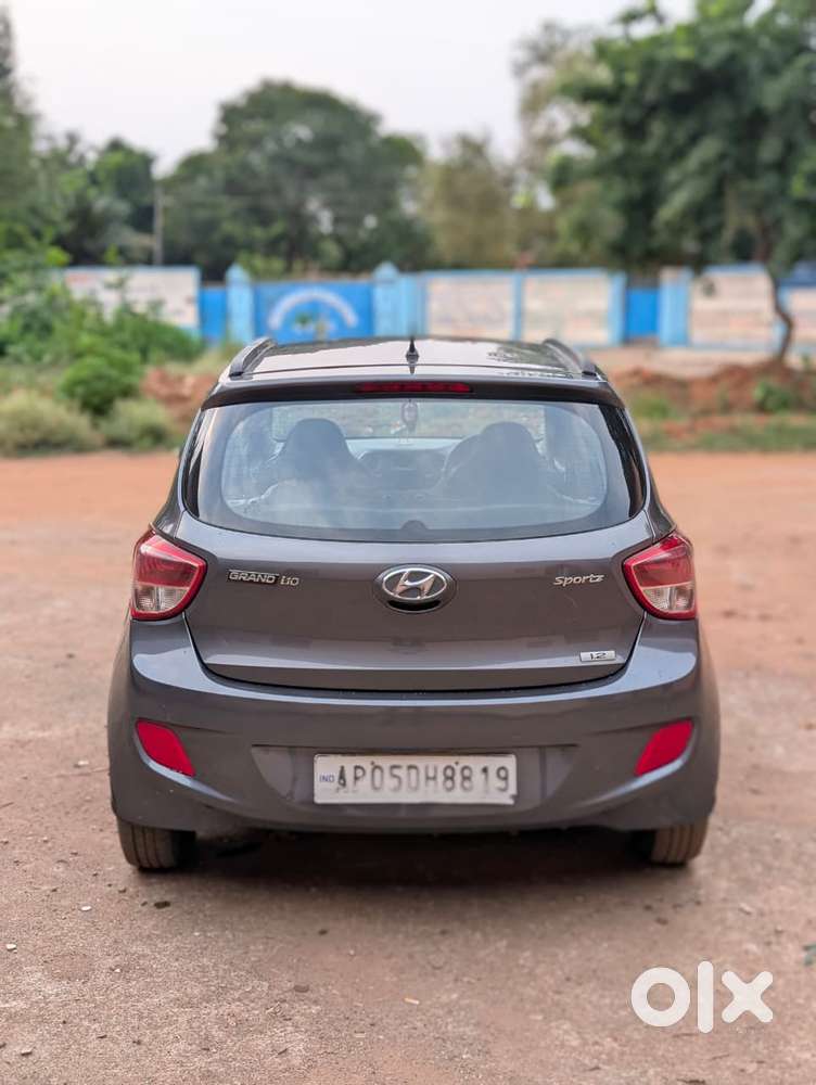Hyundai Grand I10 2013-2016 Sportz, 2016, Petrol