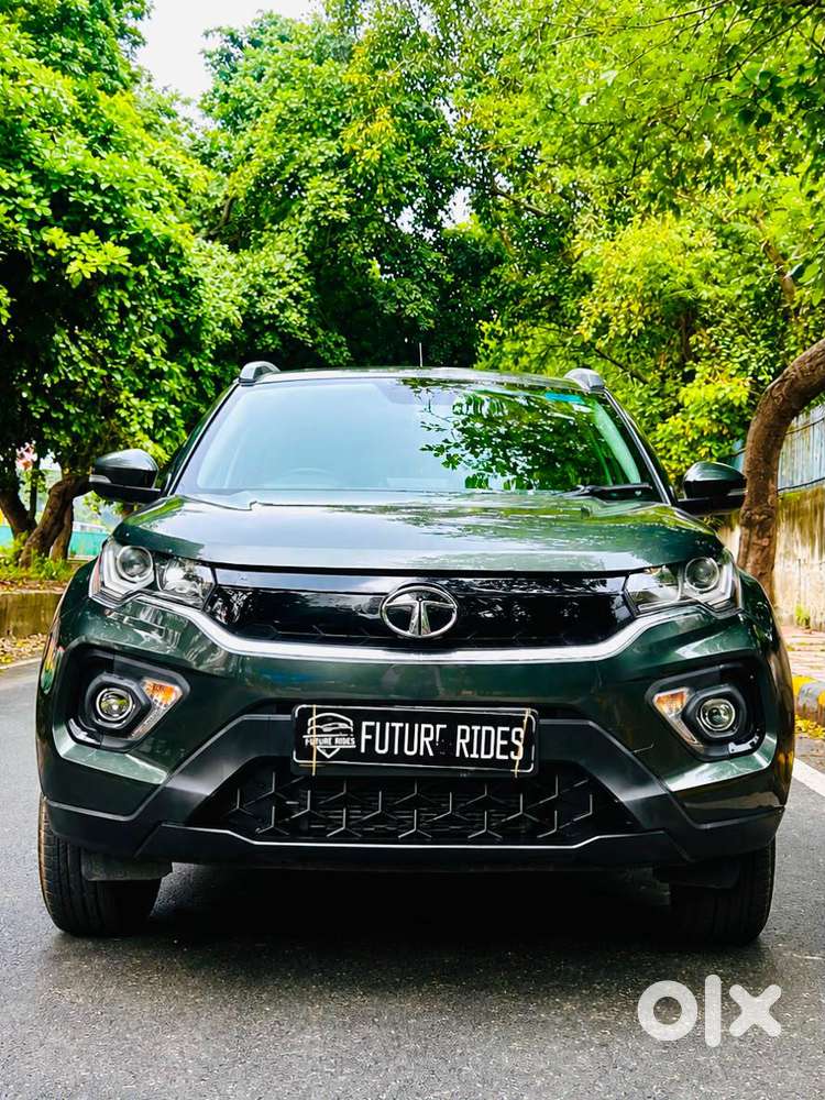 Tata Nexon, 2022, Petrol