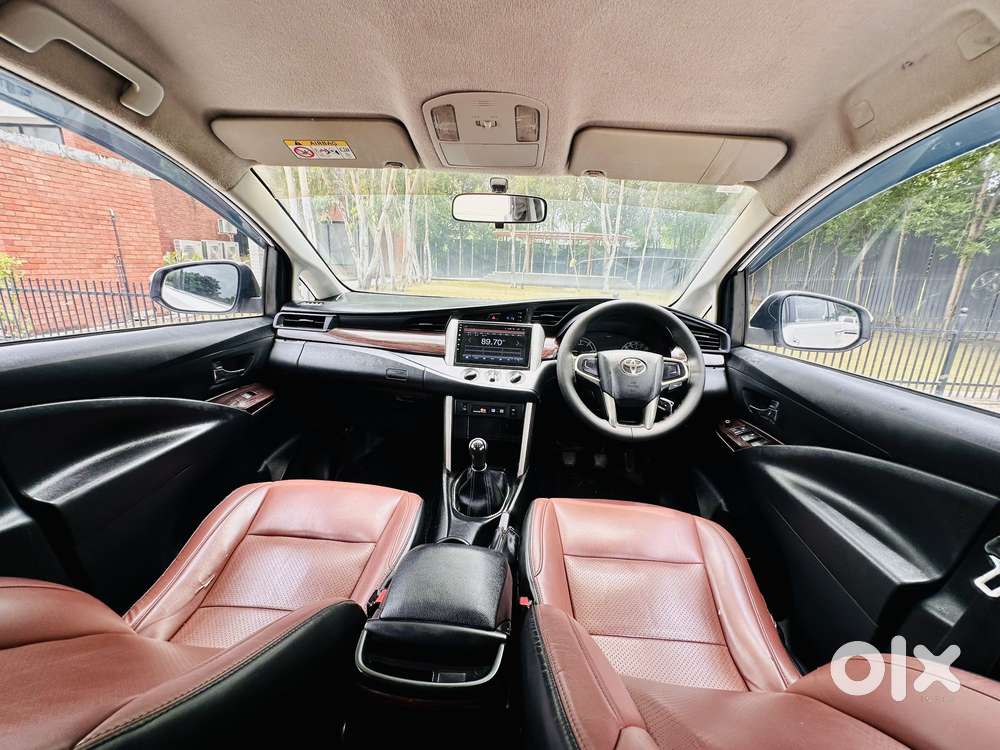 Toyota Innova 2.5 Gx 8 Str Bs-iii, 2017, Diesel