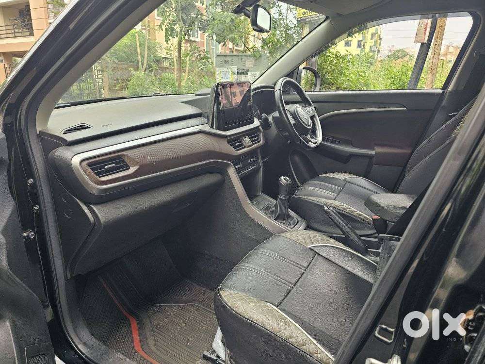 Maruti Suzuki Brezza 1.5 Zxi Plus Smart Hybrid, 2023, Petrol