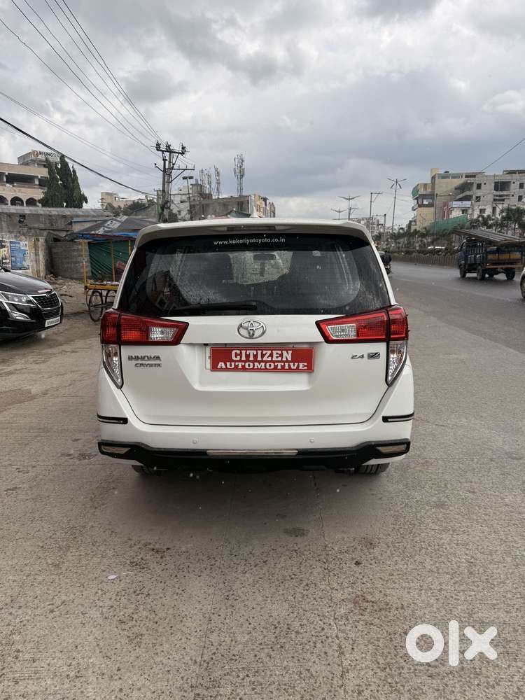 Toyota Innova Crysta 2.4 Zx Mt, 2017, Diesel